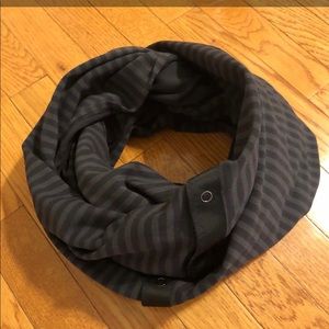 Lululemon Vinyasa Scarf